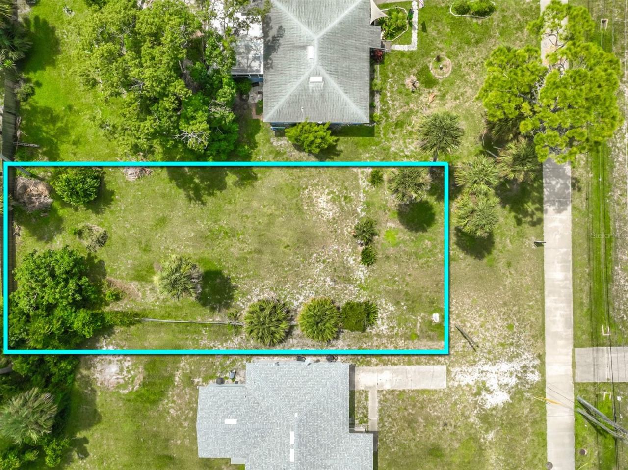 Photo 2 of 505 Big Tree Rd, South Daytona, FL 32119