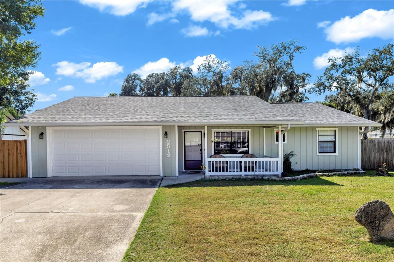 2512 Pine Tree Dr, Edgewater, FL 32141