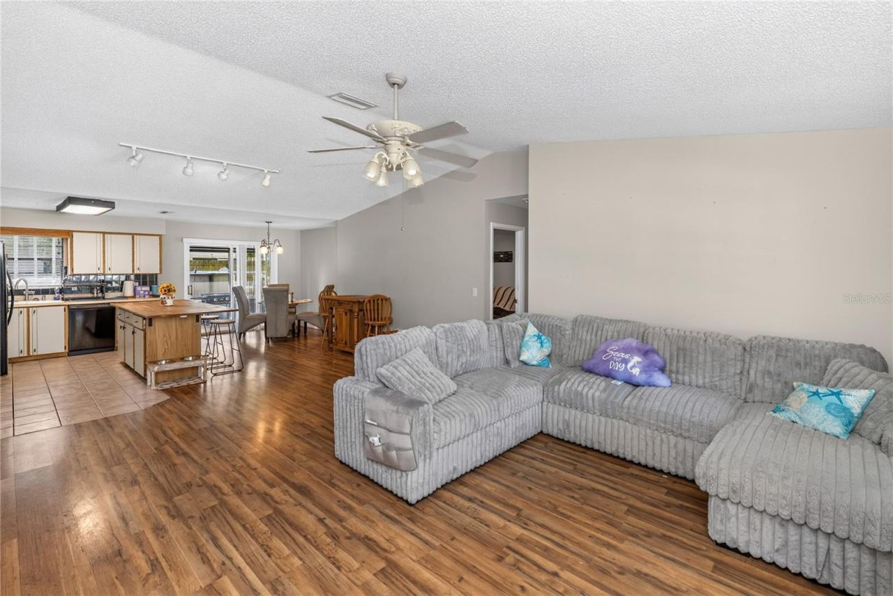 Photo 3 of 2512 Pine Tree Dr, Edgewater, FL 32141