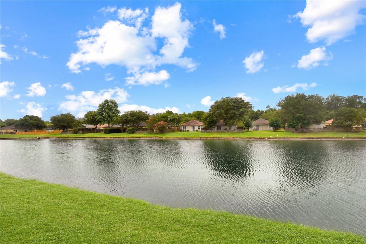 Photo 4 of 965 Wynfield Cir, St Augustine, FL 32092