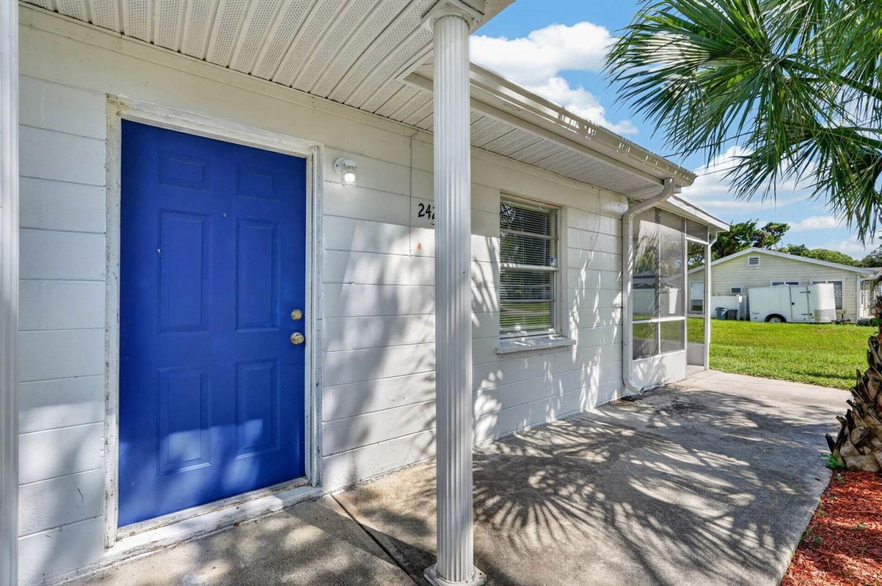 Photo 3 of 2425 Anastasia Dr, South Daytona, FL 32119