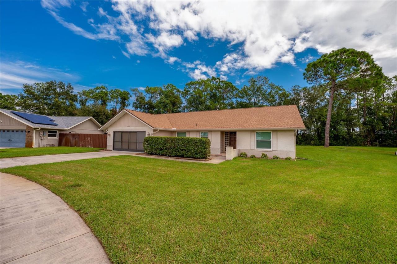 Photo 2 of 4669 Secret River Trl, Port Orange, FL 32129
