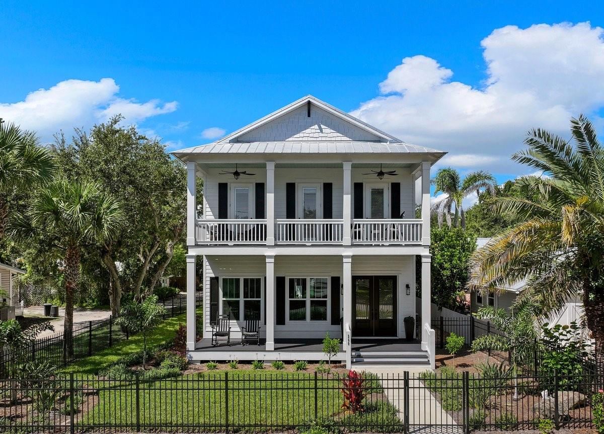 200 N Peninsula Ave, New Smyrna Beach