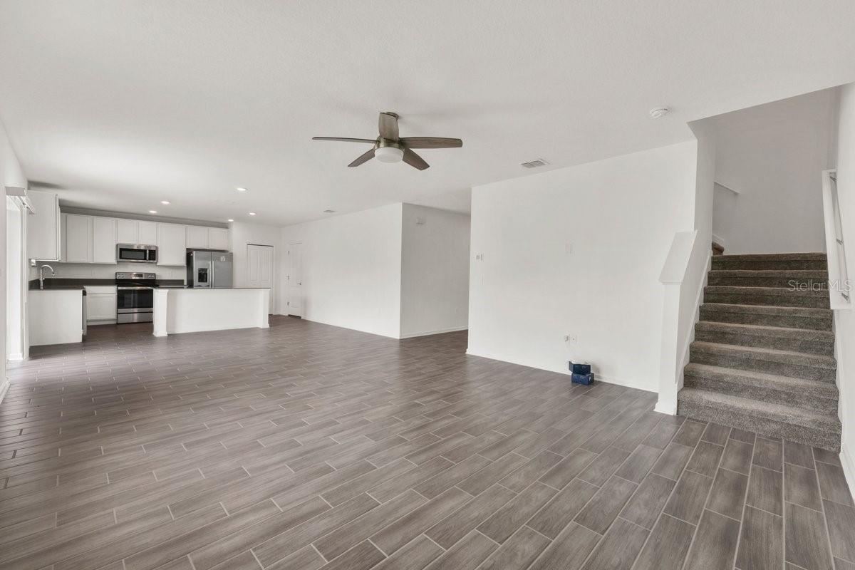 Photo 3 of 3096 Blue Bonnet Ln, Osteen, FL 32764