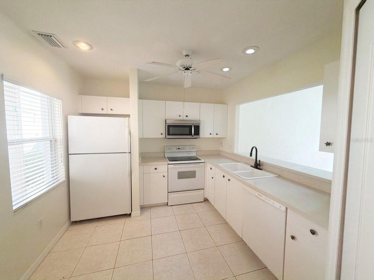 Photo 2 of 145 Nature Trl, Ormond Beach, FL 32174