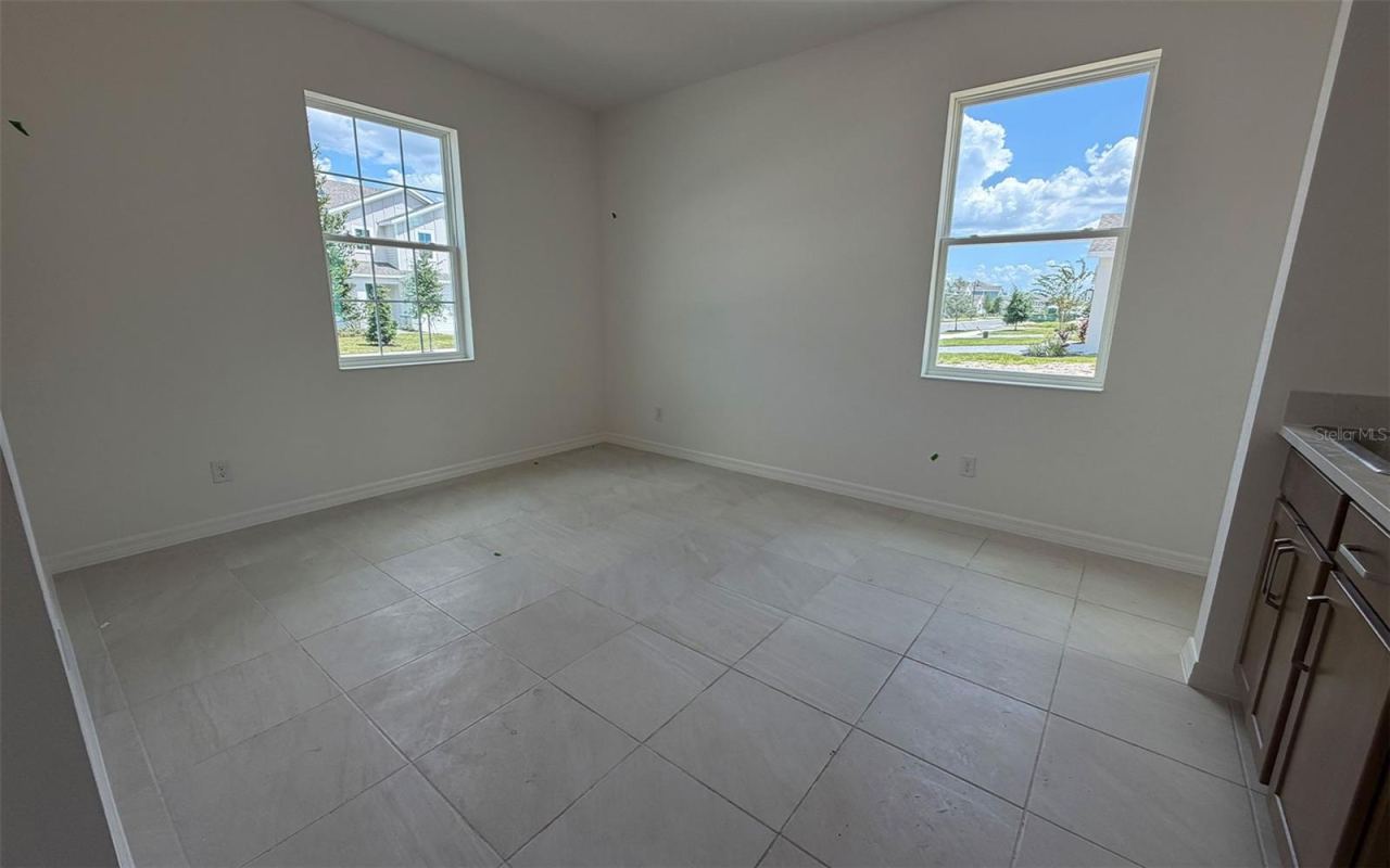 Photo 3 of 736 Farfields St, Deland, FL 32724