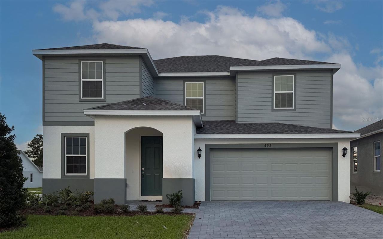 692 Birdswill Ln, Deland, FL 32724