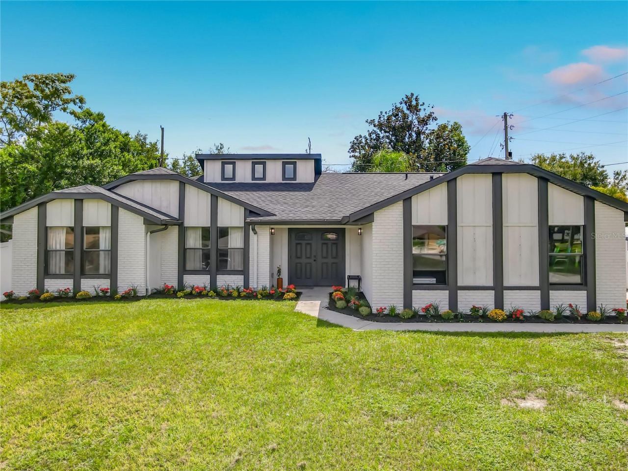 2121 Arrowhead Ave, Deltona, FL 32725