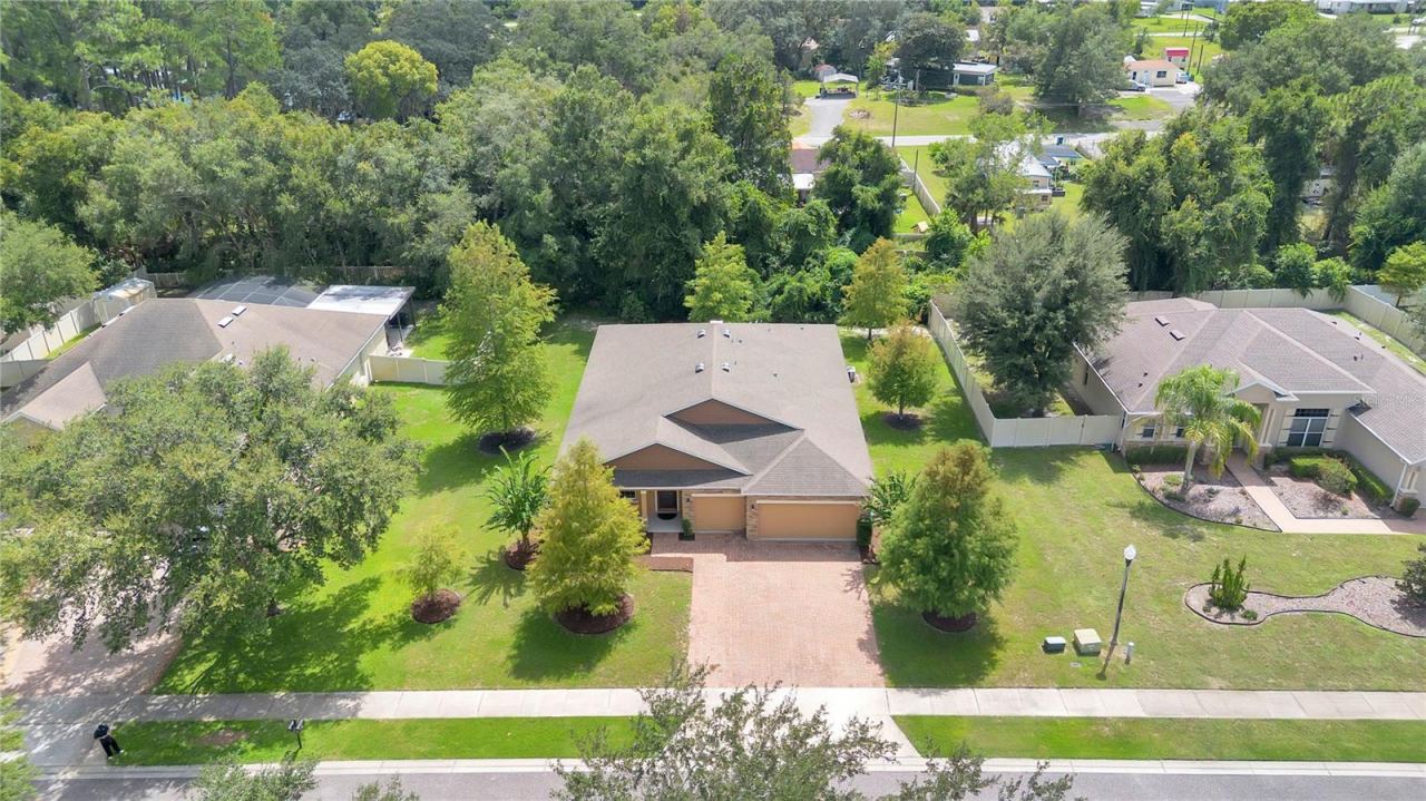 Photo 2 of 66 Virginia Ave, Deland, FL 32724