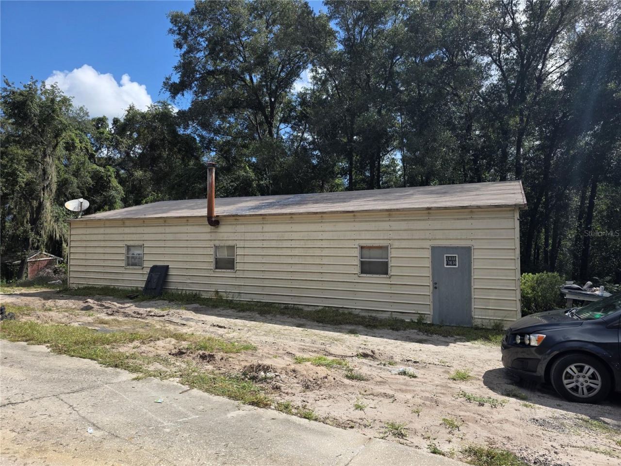 Photo 3 of 769 Grant Ave, Deland, FL 32724
