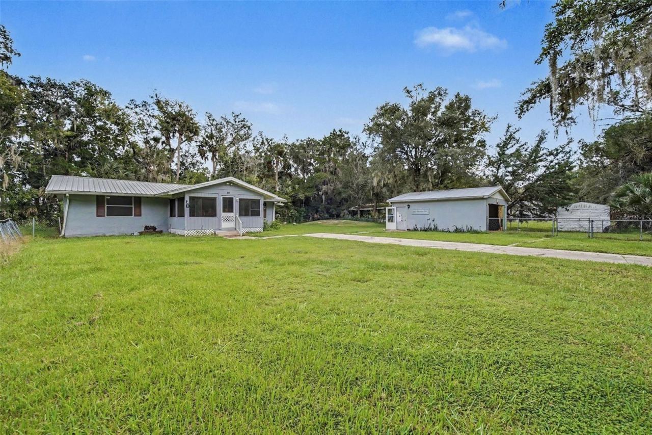 Photo 3 of 171 Canham St, Bunnell, FL 32110