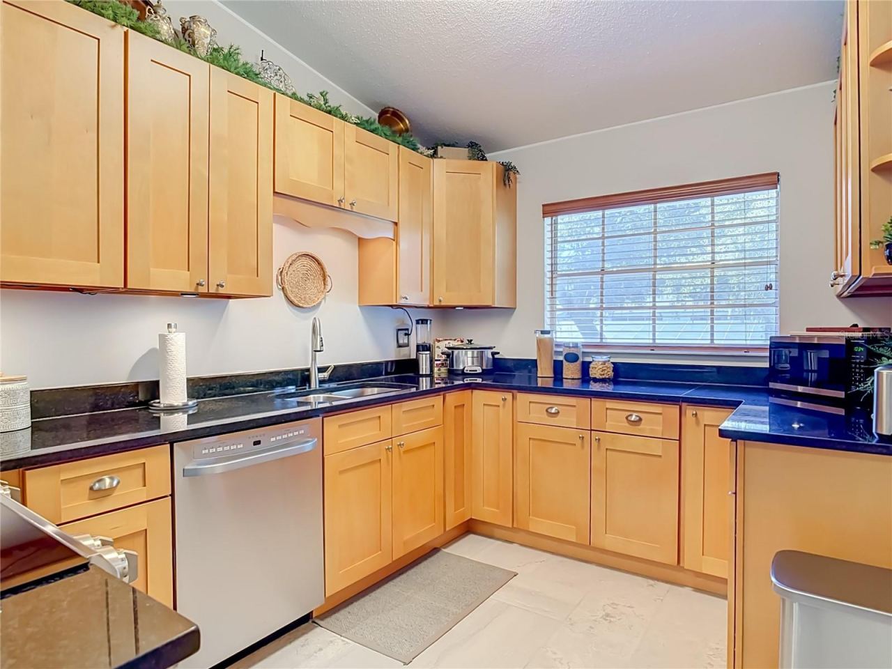 Photo 3 of 203 S Orchard St #3c, Ormond Beach, FL 32174