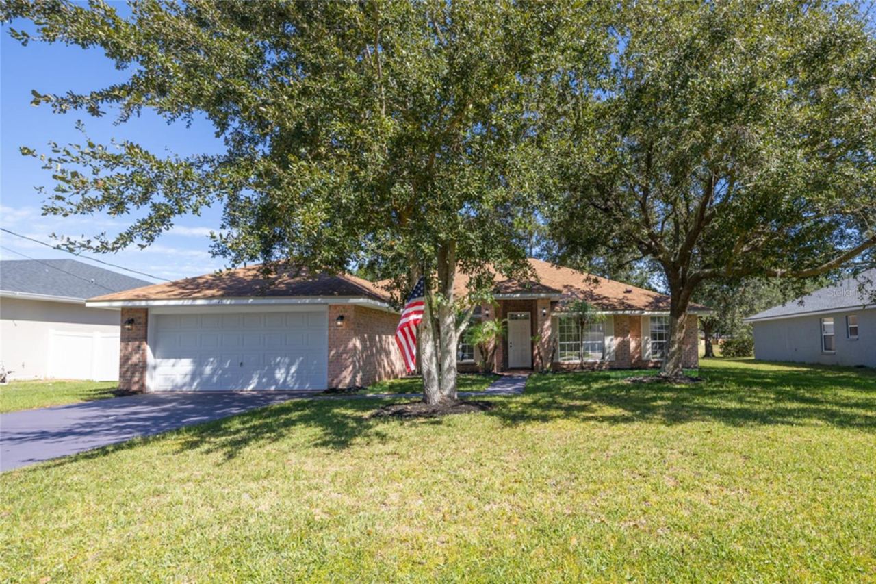 71 Randolph Dr, Palm Coast, FL 32164