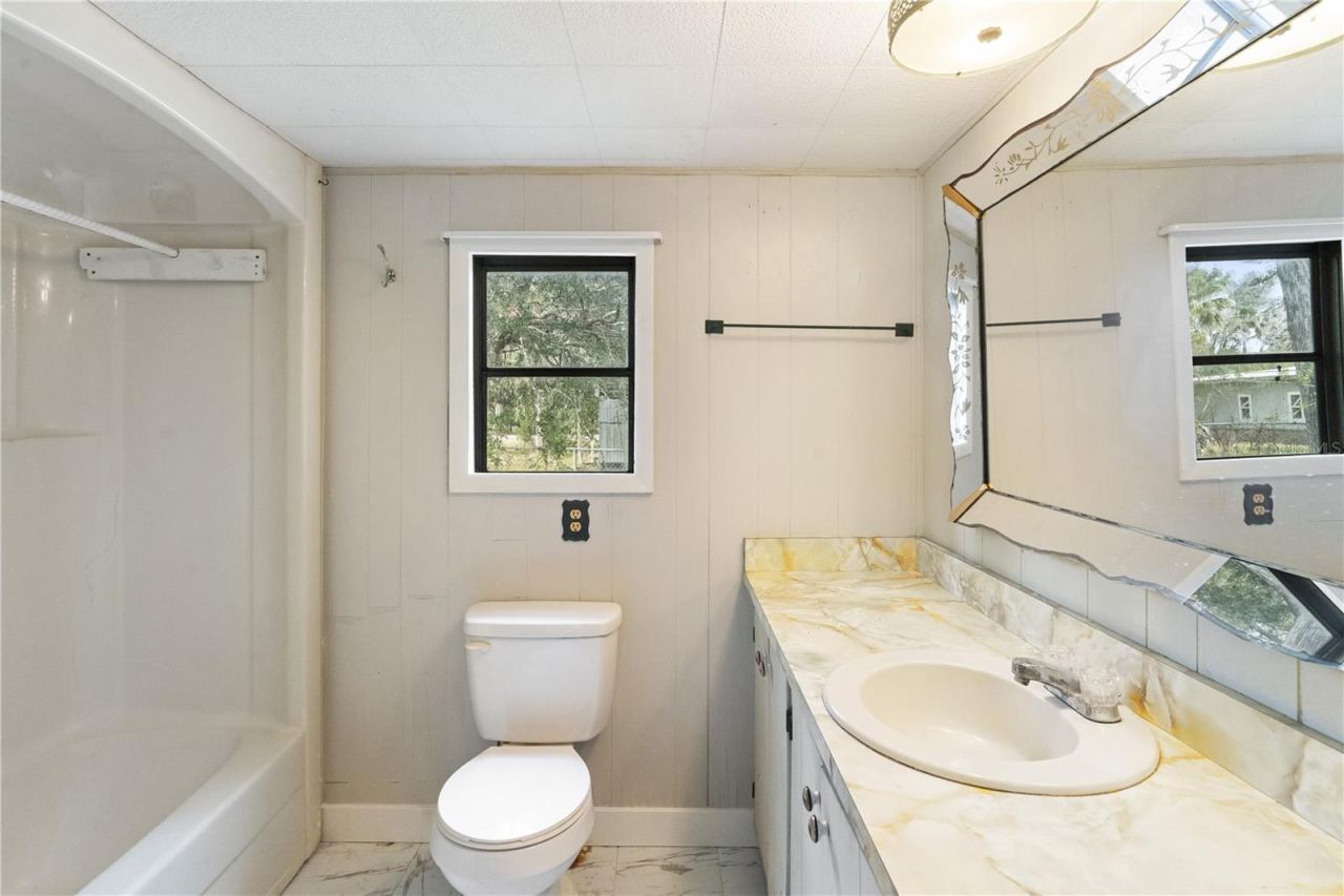 Photo 4 of 108 Cheryl Elaine Dr, Bunnell, FL 32110