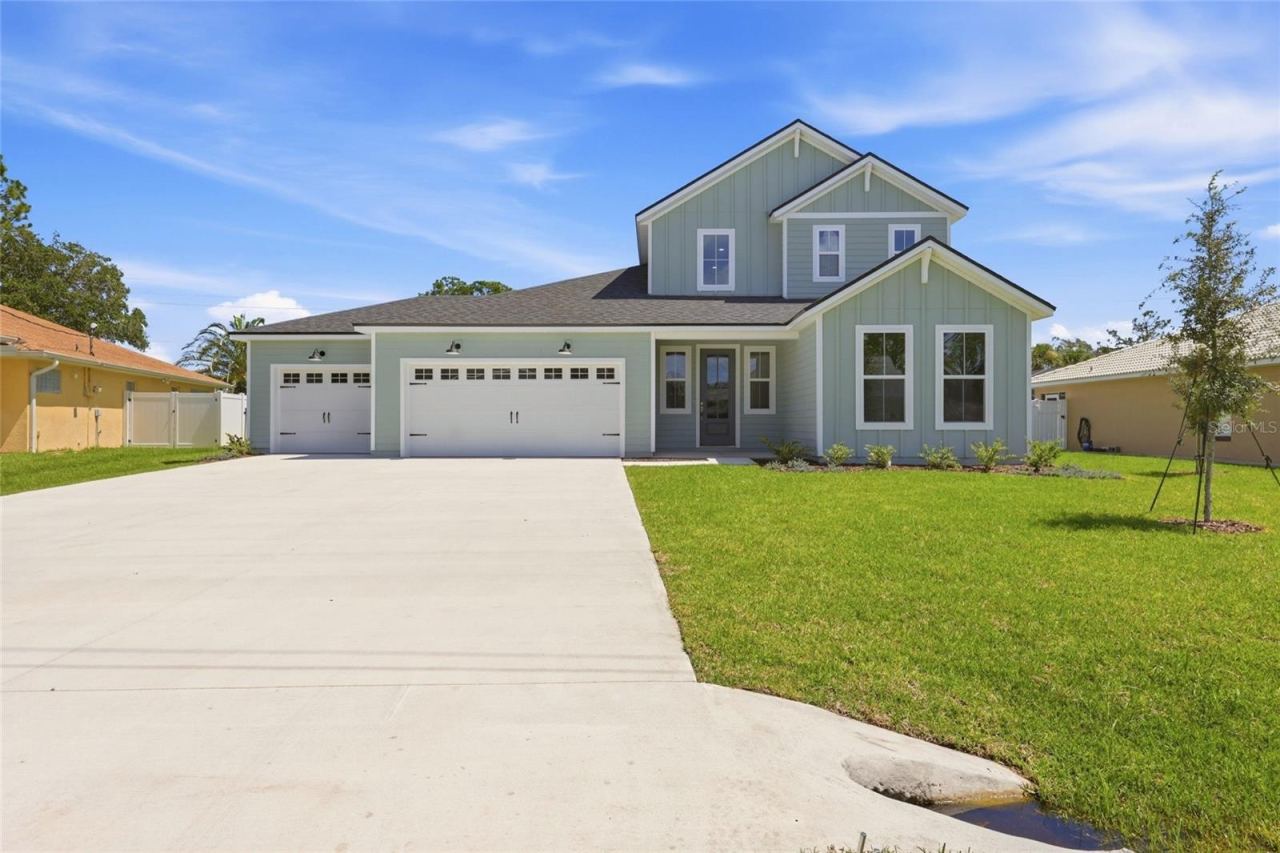 55 Woodhollow Ln, Palm Coast, FL 32164