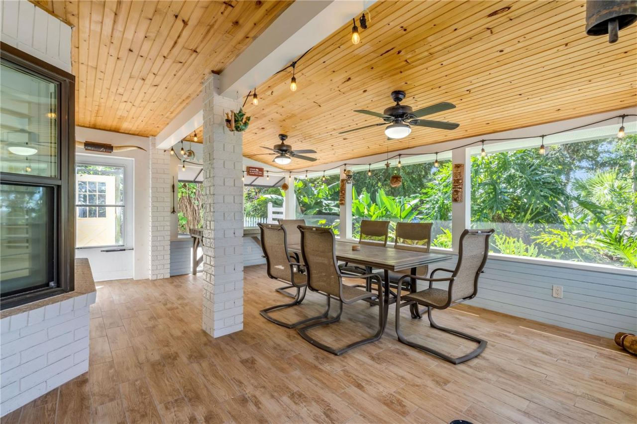 Photo 2 of 7 Oak Tree Dr, New Smyrna Beach, FL 32169