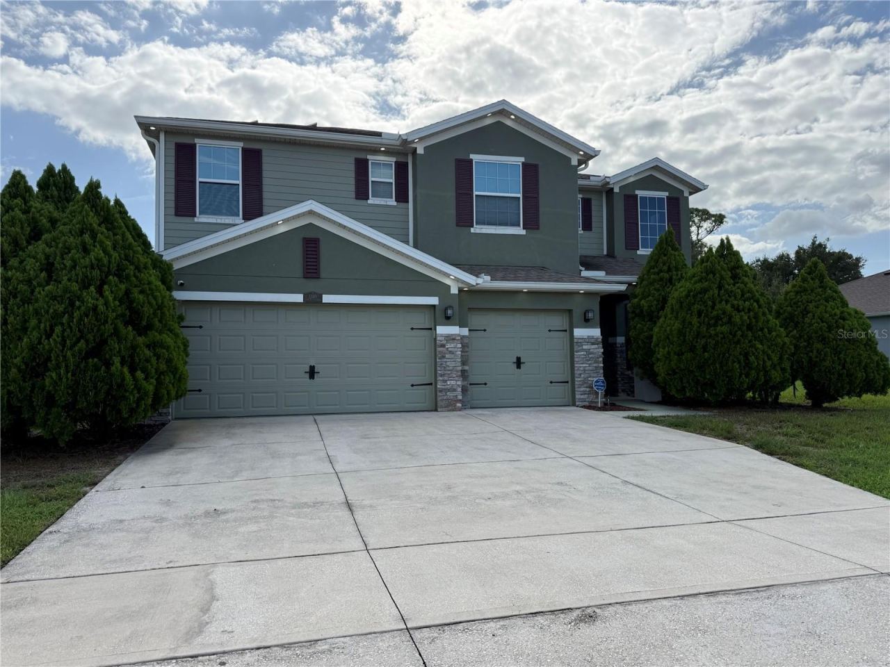 1340 Lake Baton Dr, Deltona