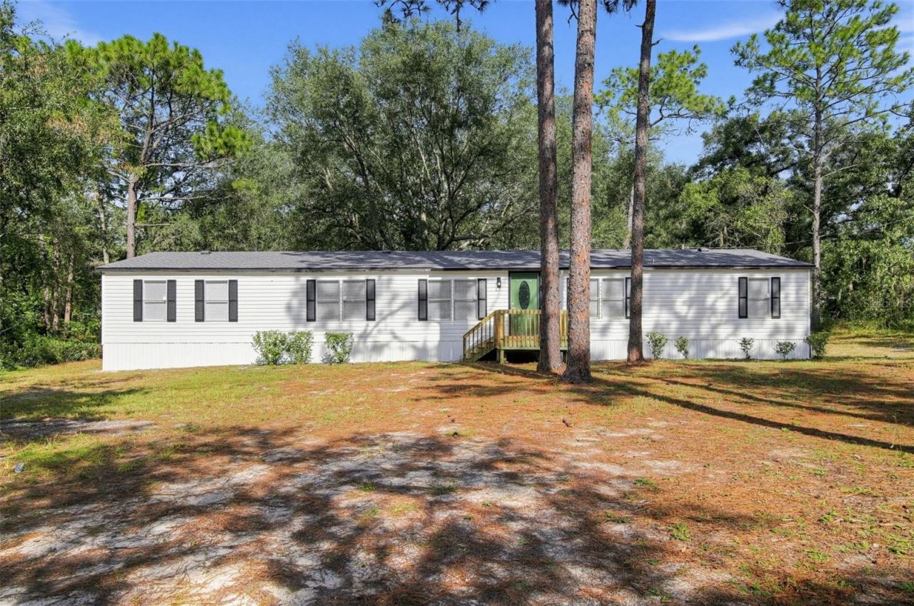 124 Hour Glass Cir, Hawthorne