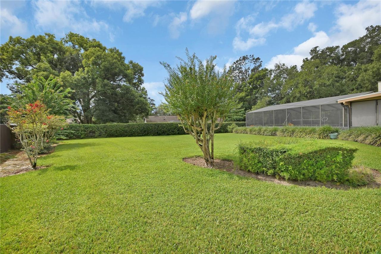 Photo 3 of 1027 Valley Forge Rd, Deland, FL 32720