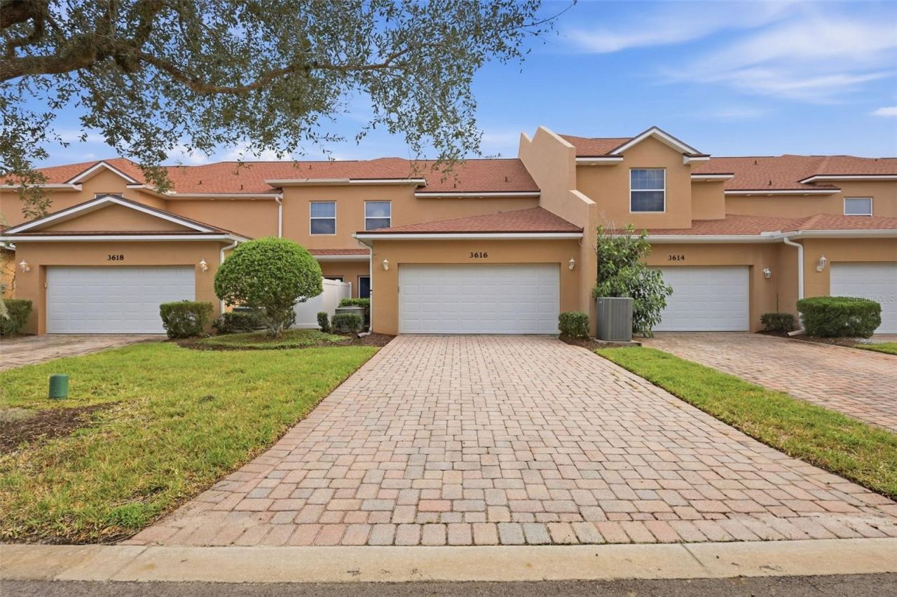 Photo 2 of 3616 Casello Dr, New Smyrna Beach, FL 32168