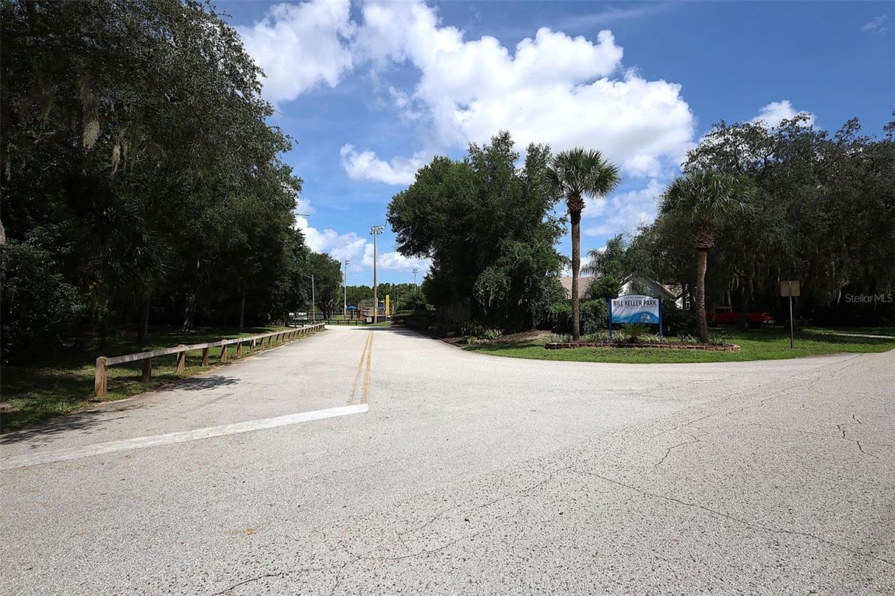 Photo 3 of 339 Colomba Rd, Debary, FL 32713