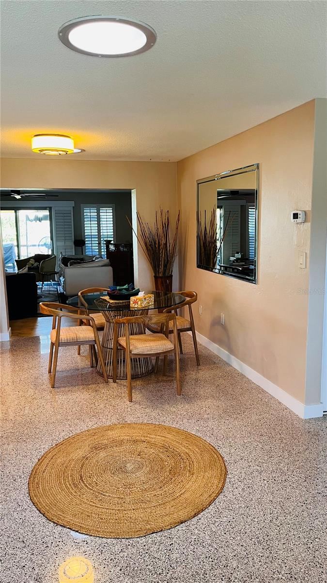 Photo 3 of 527 S Peninsula Ave, New Smyrna Beach, FL 32169