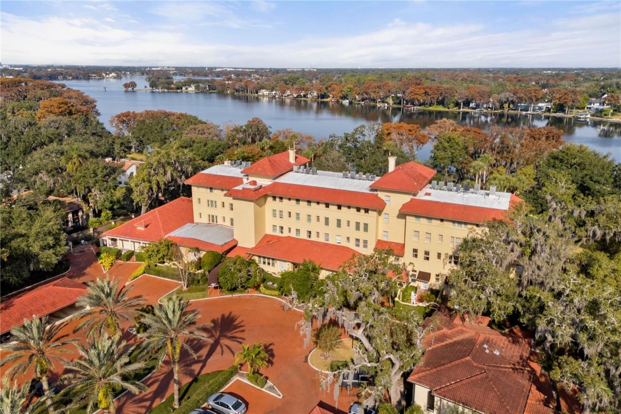 1602 Alabama Dr #107, Winter Park