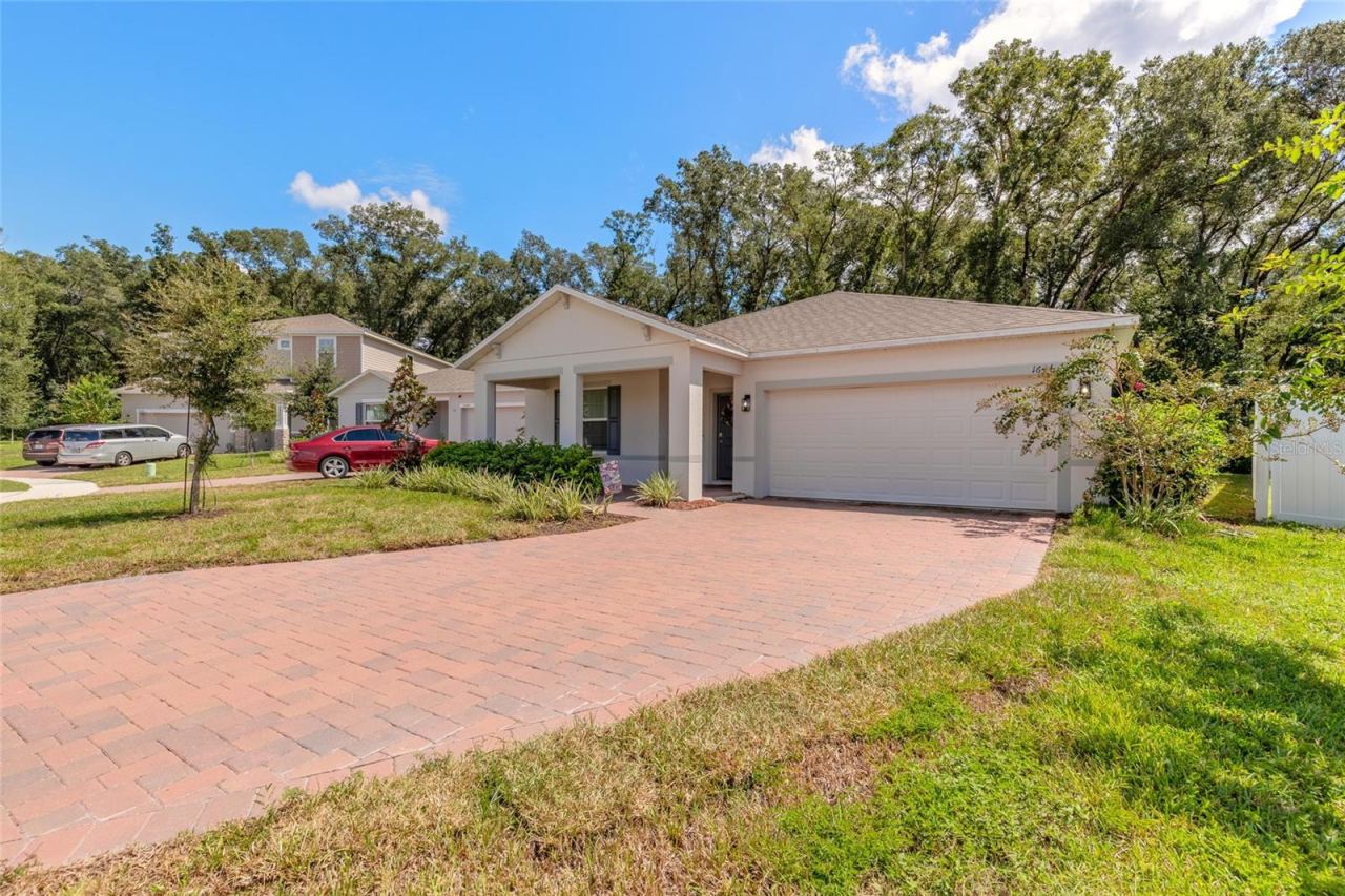 Photo 3 of 1644 Andover Ridge Dr, Deland, FL 32720