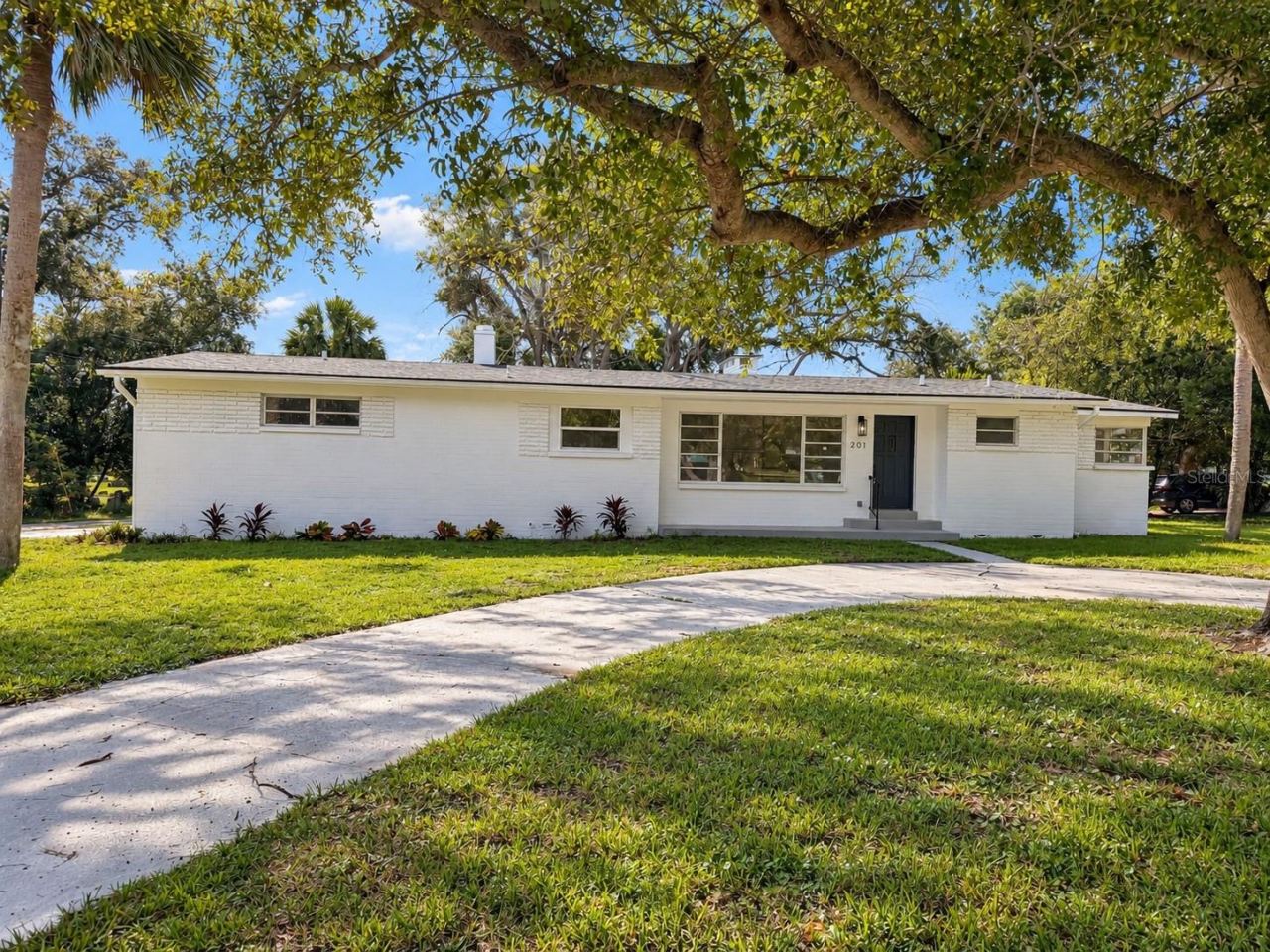 201 Granada St, Holly Hill