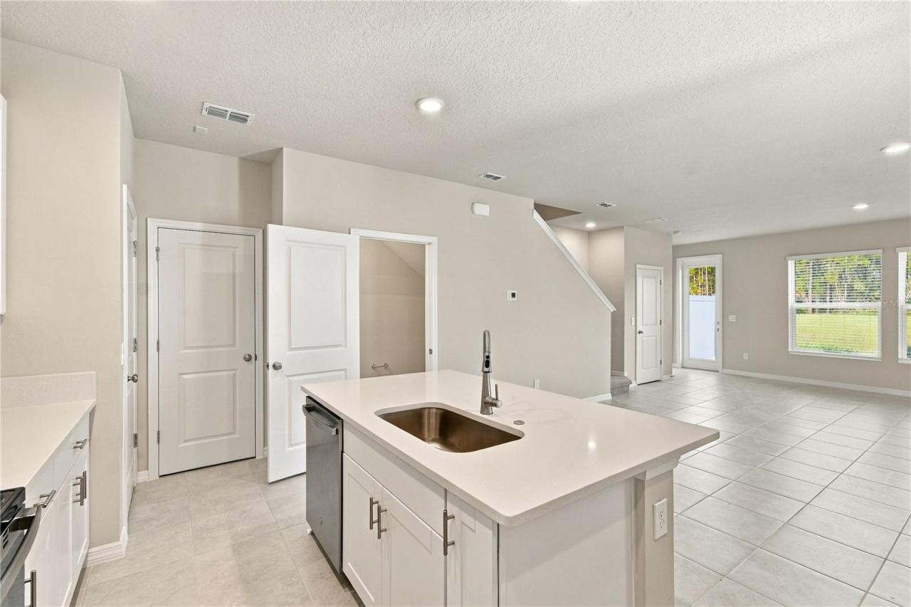 Photo 4 of 1193 Wild Crest Ln, Daytona Beach, FL 32117