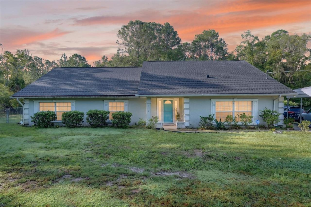 118 Garnet Pl, Interlachen, FL 32148