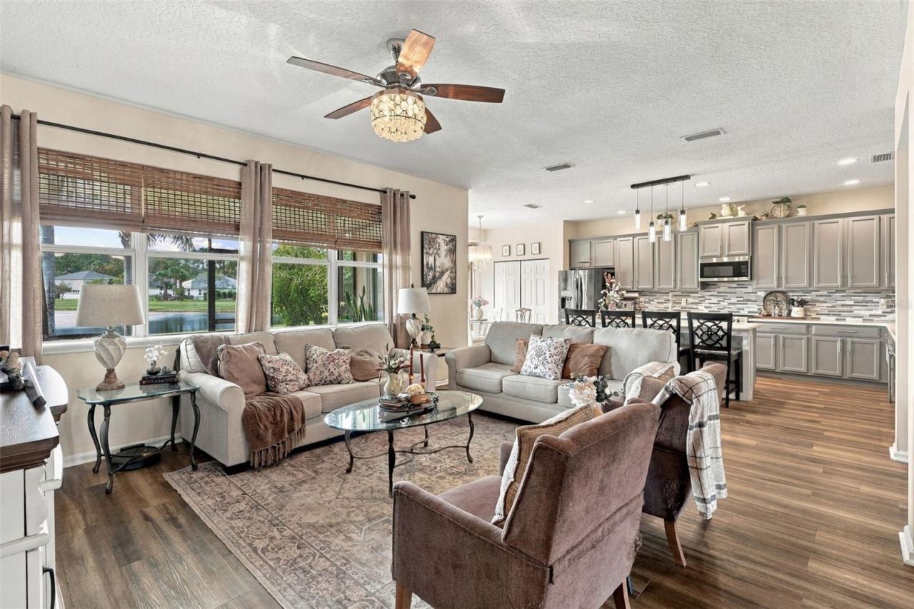 Photo 4 of 8 Angela Dr, Palm Coast, FL 32164