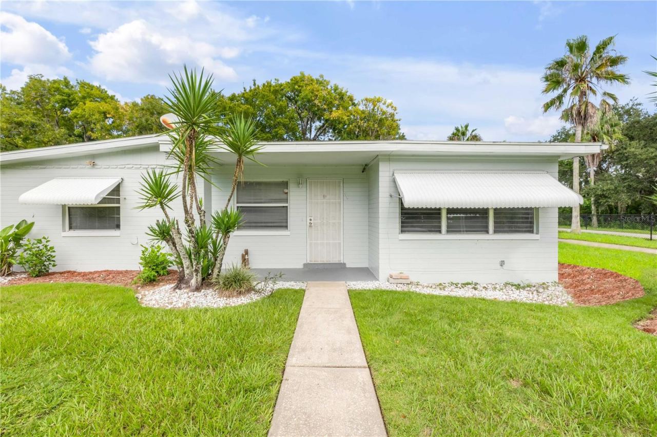 Photo 2 of 121 Eddie Rd, New Smyrna Beach, FL 32168