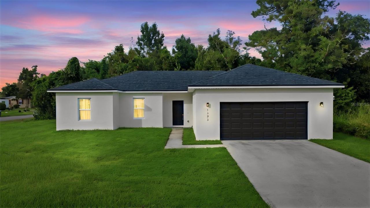 Photo 2 of 1523 Zinnia Dr, Deltona, FL 32725