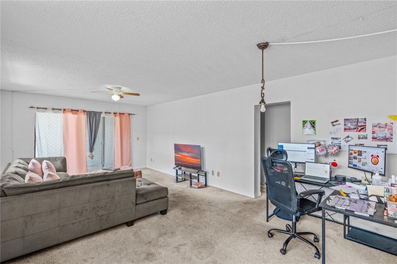 Photo 3 of 1504 Virginia Ave #204, Daytona Beach, FL 32114