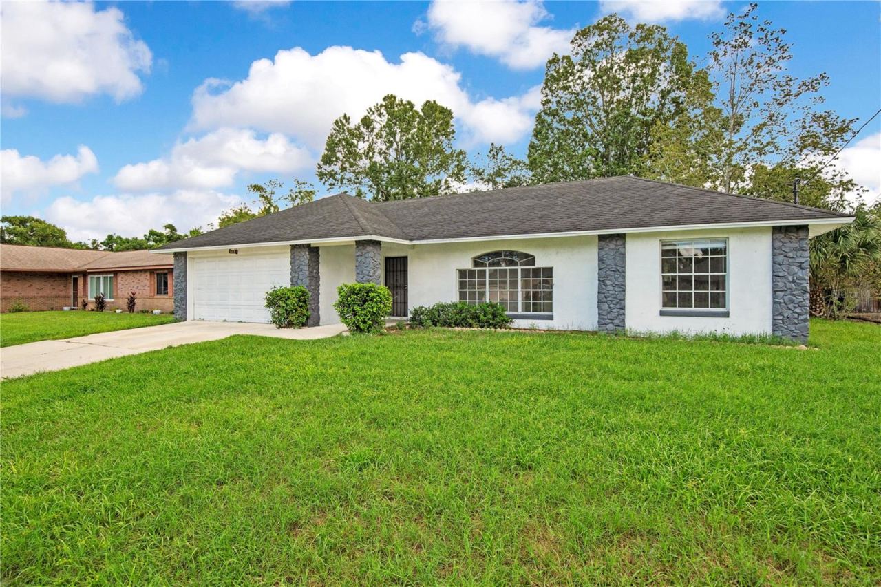 Photo 2 of 2113 N Normandy Blvd, Deltona, FL 32725