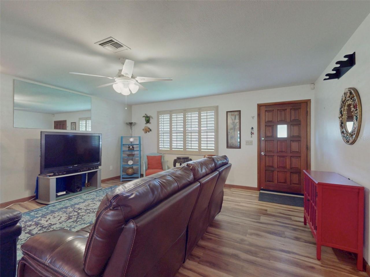 Photo 2 of 570 Oliver Dr, New Smyrna Beach, FL 32168
