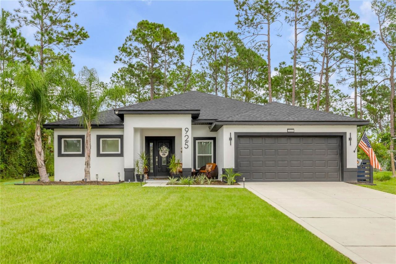 925 11th Ave, Deland, FL 32724