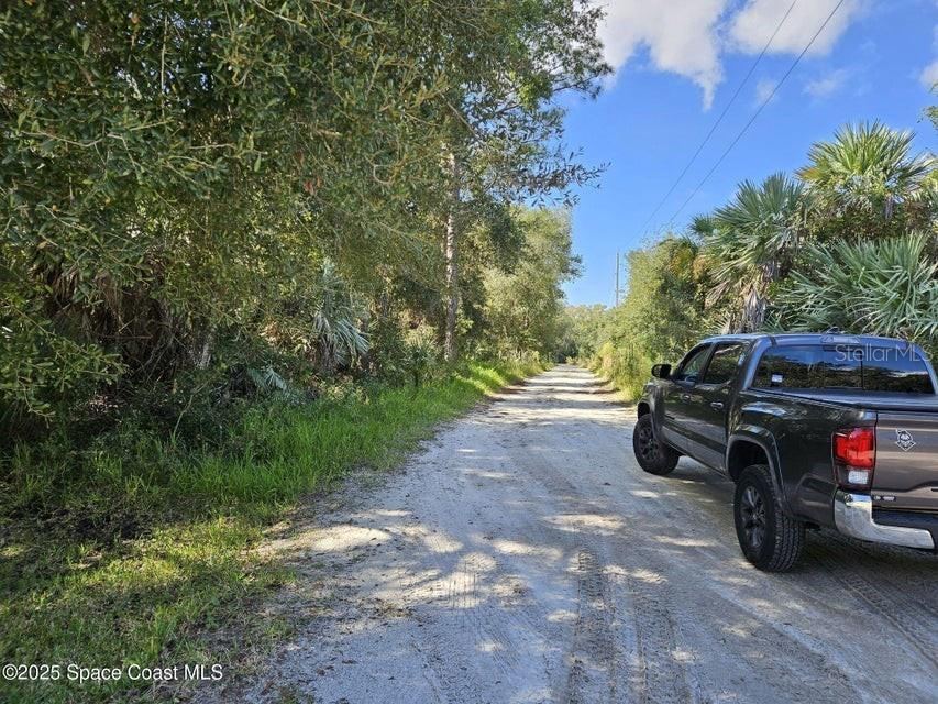 Photo 3 of 4600 Beacon Light Rd, Edgewater, FL 32141