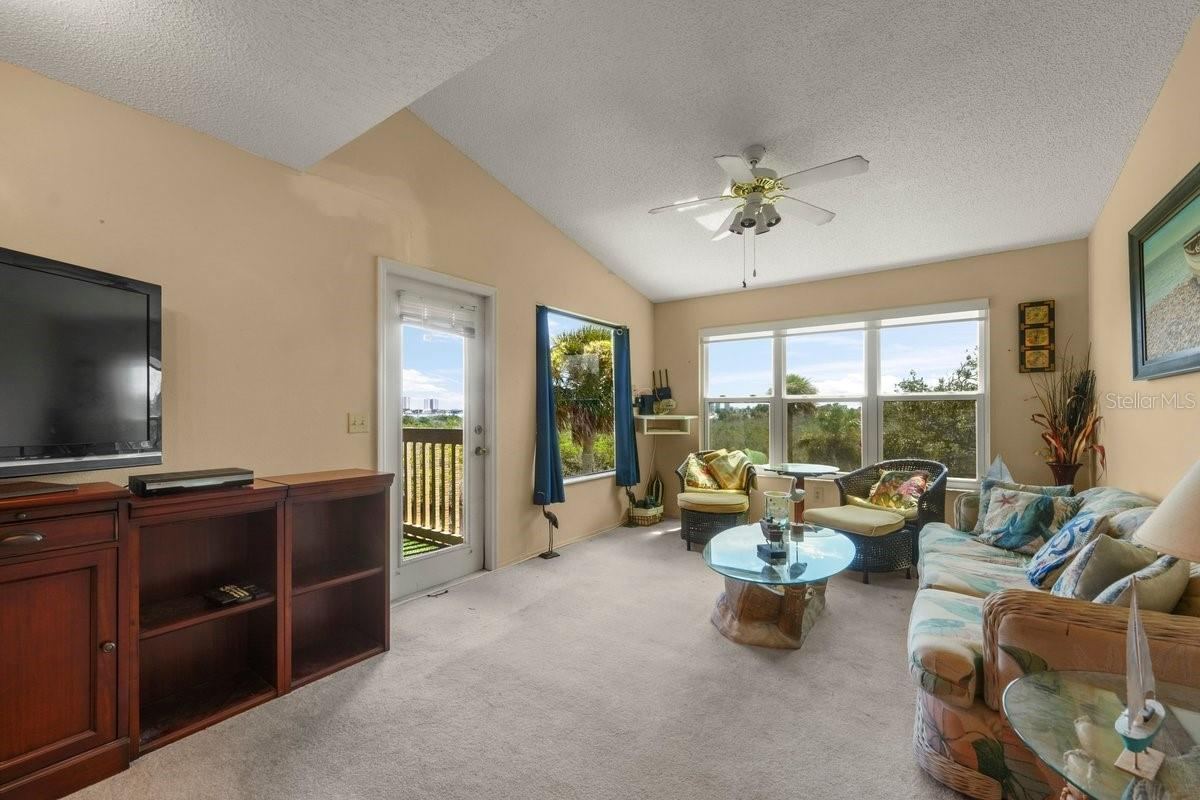 Photo 3 of 1401 S Palmetto Ave #622, Daytona Beach, FL 32114