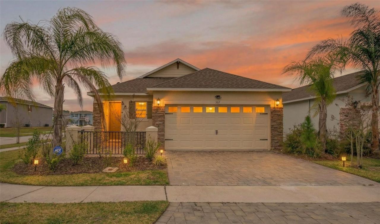 367 Caryota Ct, New Smyrna Beach