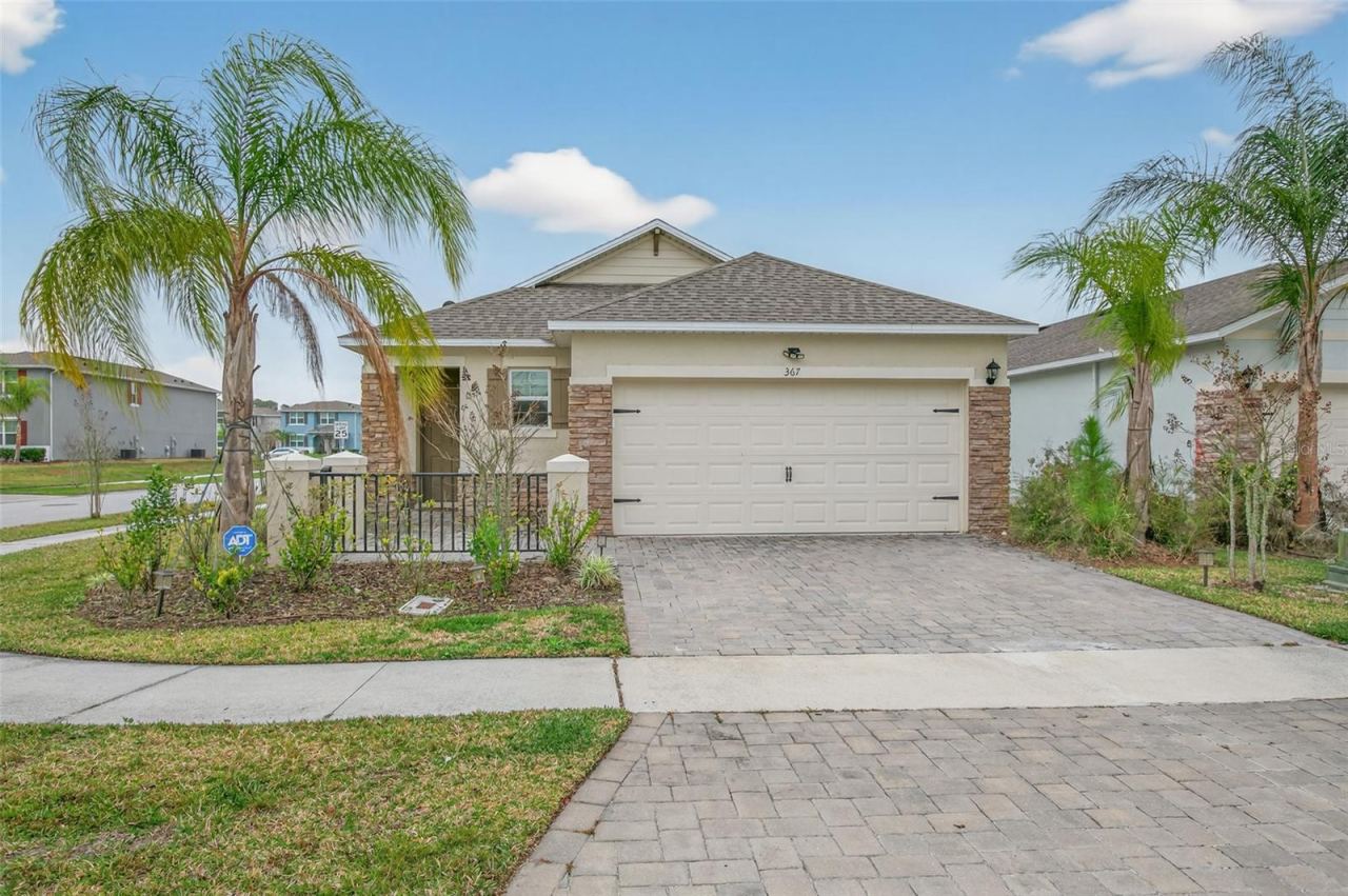 Photo 3 of 367 Caryota Ct, New Smyrna Beach, FL 32168