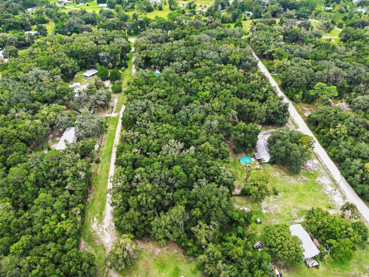 Photo 2 of 109 Chilton Pl, Satsuma, FL 32189