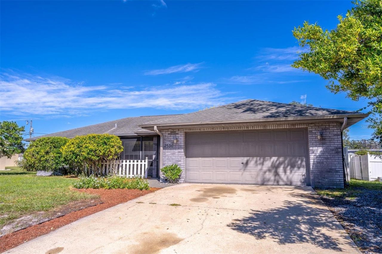 Photo 3 of 2536 Treehaven Dr, Deltona, FL 32738