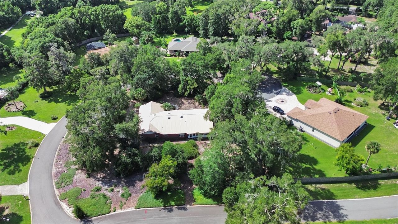Photo 2 of 350 Lafayette Pl, Deland, FL 32720