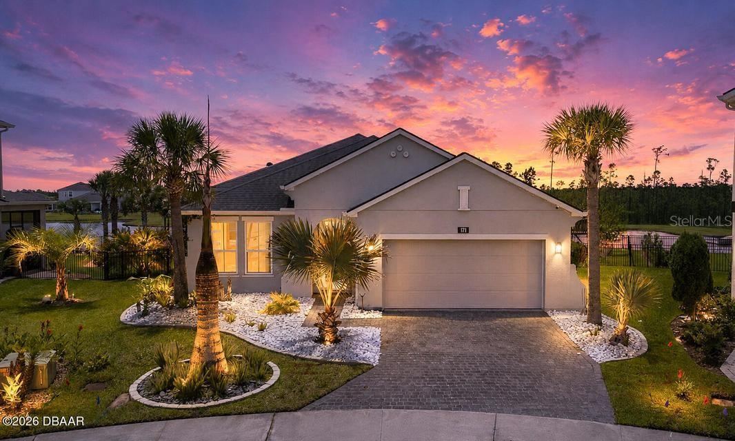 171 Azure Ct, Daytona Beach