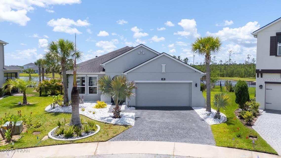 Photo 2 of 171 Azure Ct, Daytona Beach, FL 32124