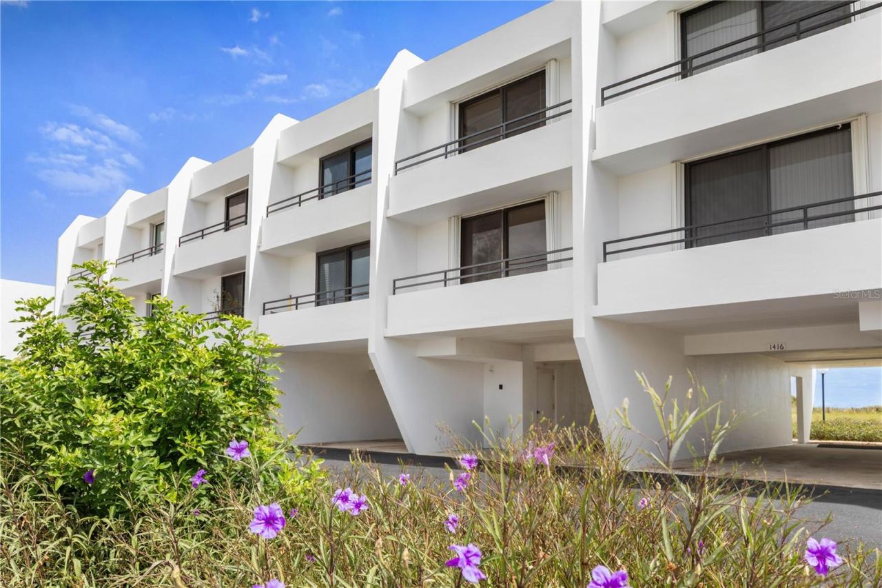 1418 N Central Ave, Flagler Beach