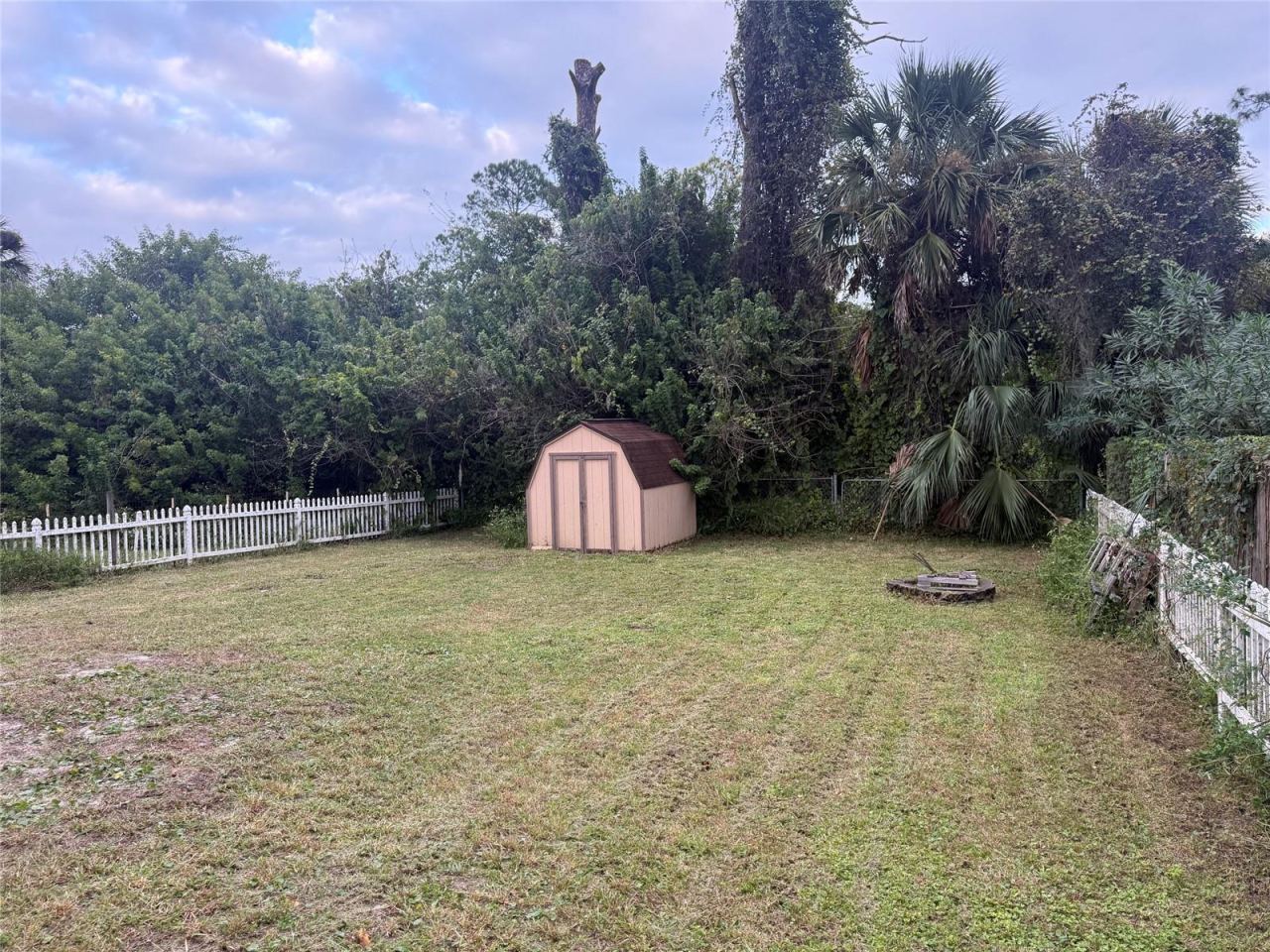 Photo 3 of 2929 Nordman Ave, New Smyrna Beach, FL 32168