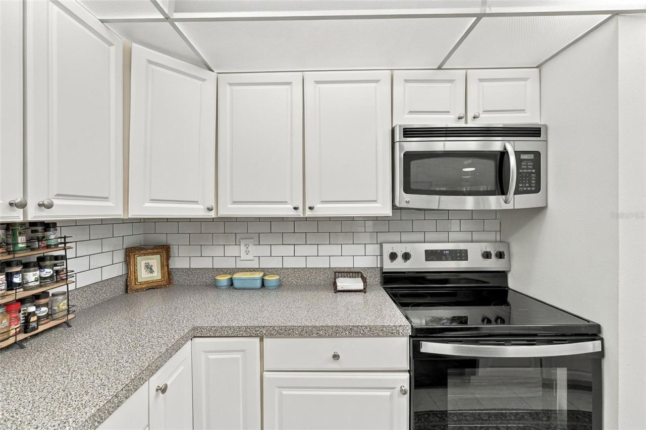Photo 3 of 150 Wax Myrtle Woods Ct #7c, Deltona, FL 32725
